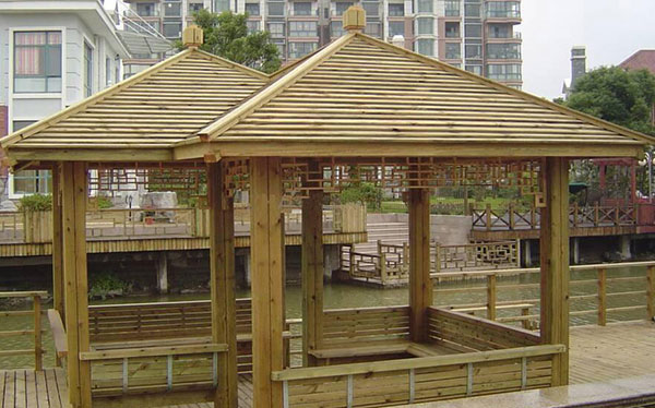 防腐木亭子